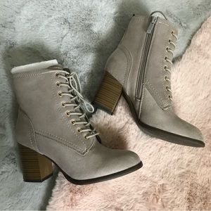 Journee collection New Baylor gray lace up boots